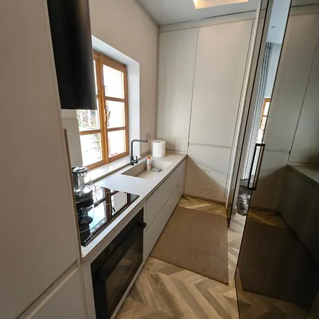 Old Town Luxury With Private Parking And Jacuzzi * Vlorë