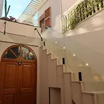 Old Town Вилла Влёра