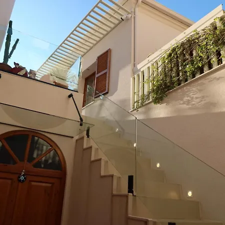 Old Town Villa *